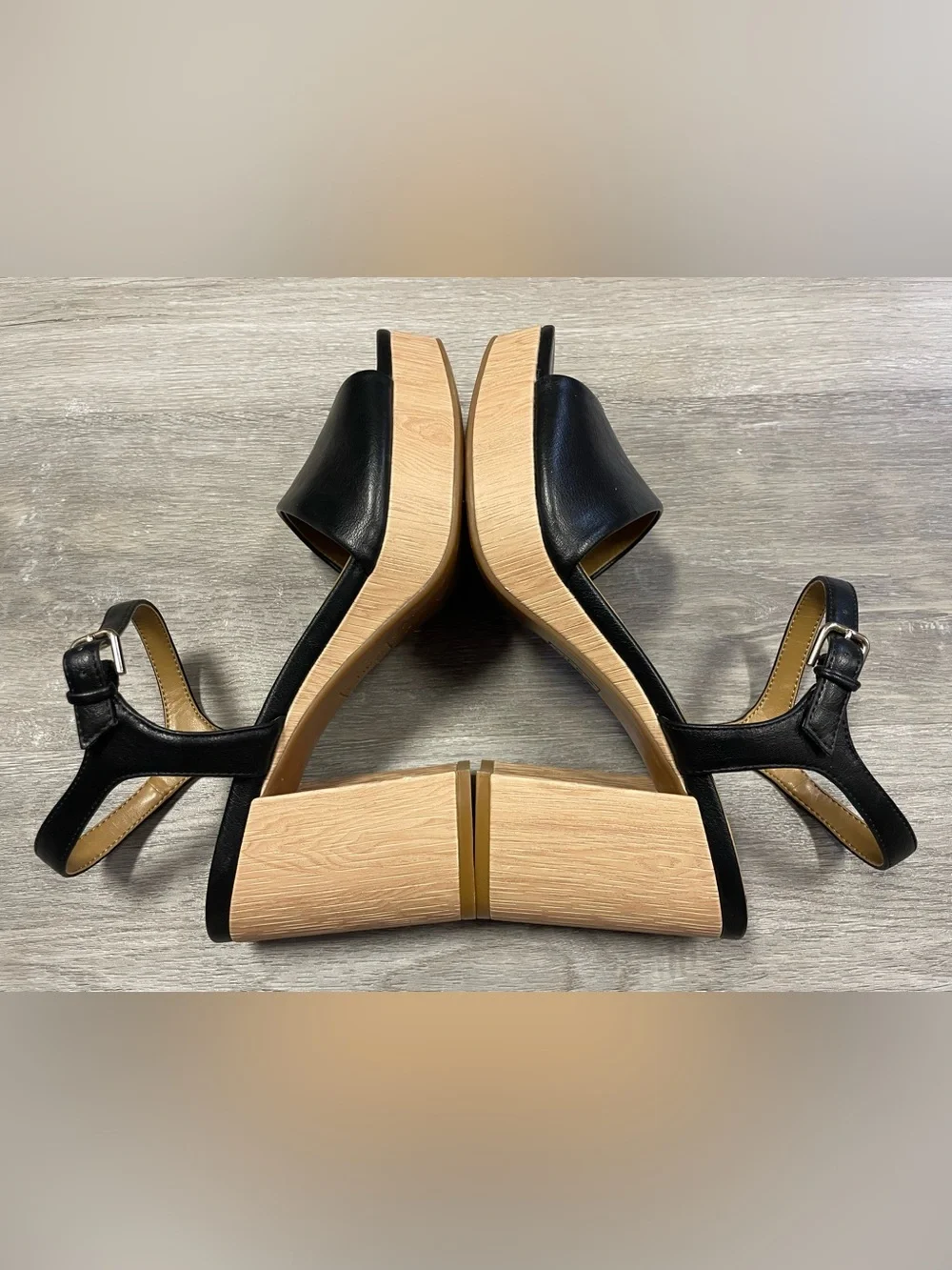 NWOT Naturalizer Lilly Black Platform Block Heel Sandals Size 10W